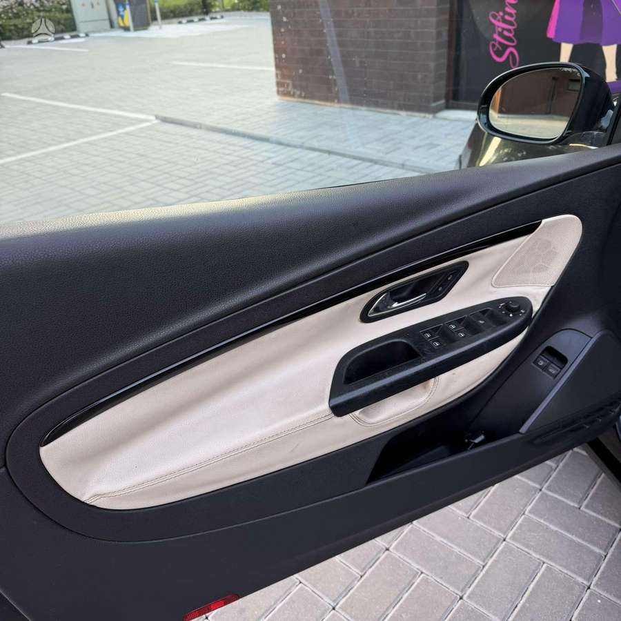 Volkswagen Eos, 2.0 l., convertible