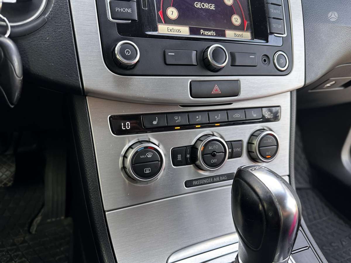 Volkswagen Passat, 2.0 l., Универсал