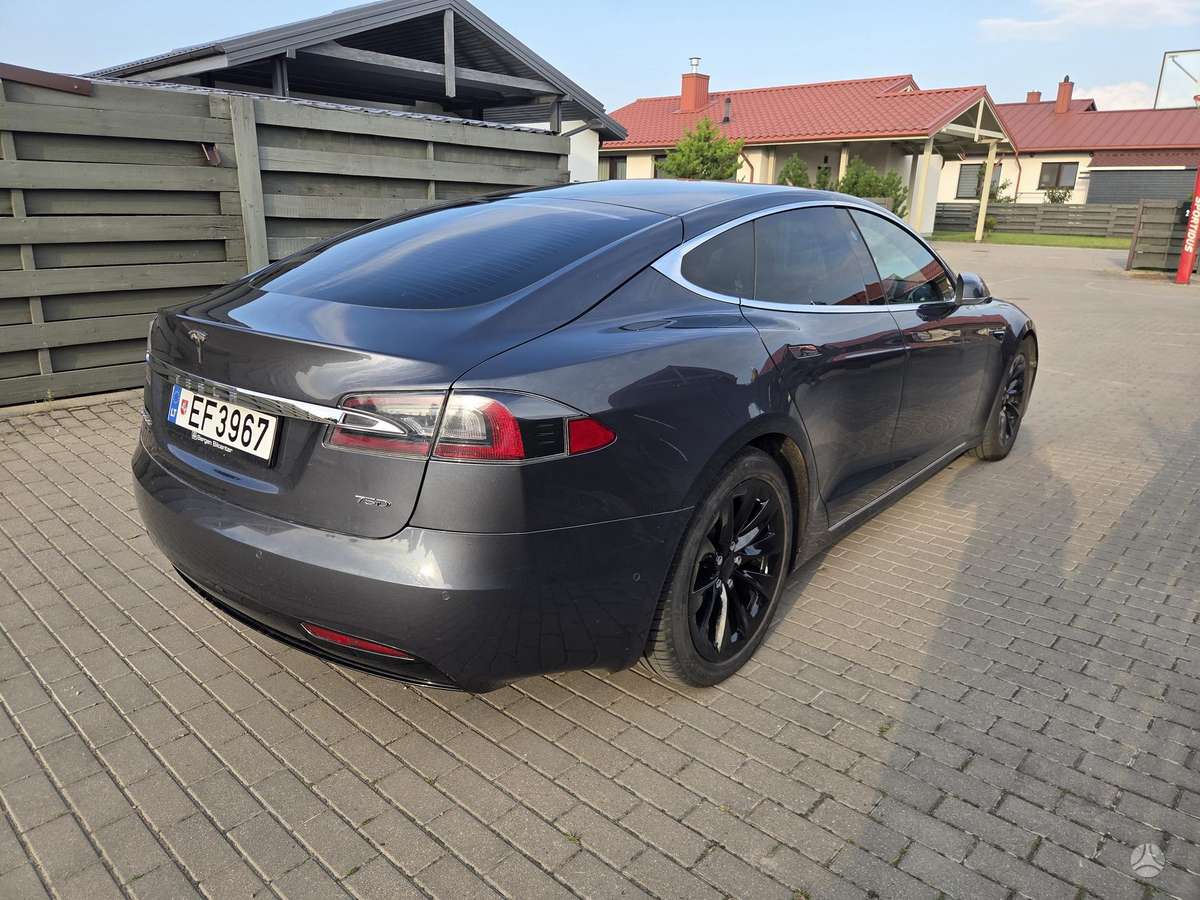 Tesla Model S, 75 kWh, hatchback