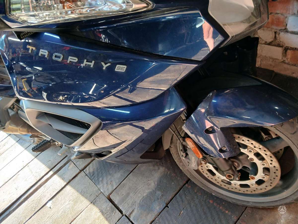 Triumph Trophy, touring / sport touring