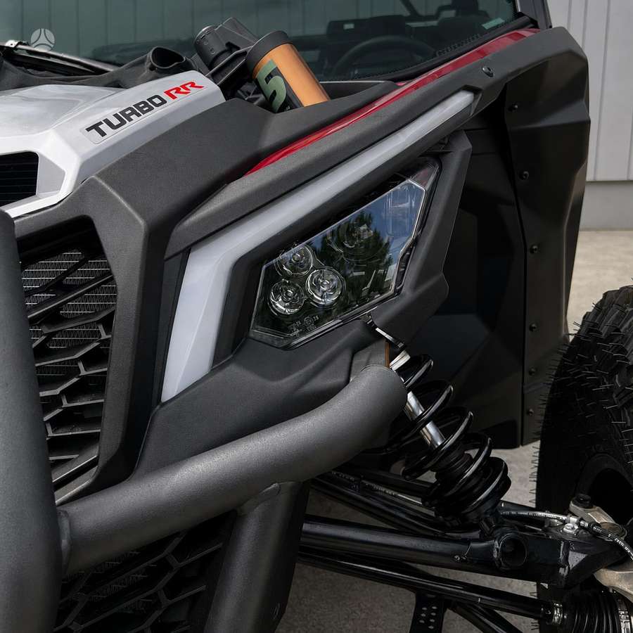 Can-Am Maverick 999cc, квадроциклы