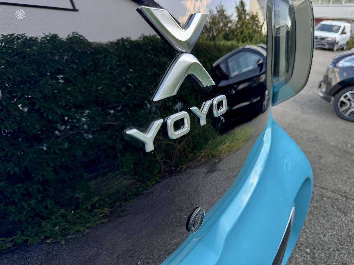 XEV YOYO, sedanas