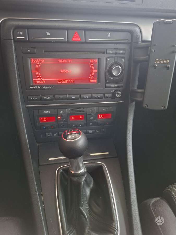Audi A4, 2.0 l., Универсал