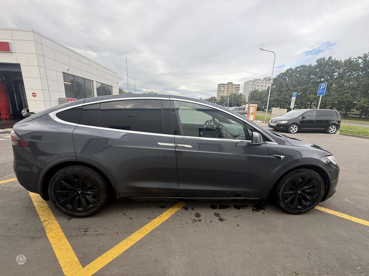 Tesla Model X, 75 kWh, off-road / crossover