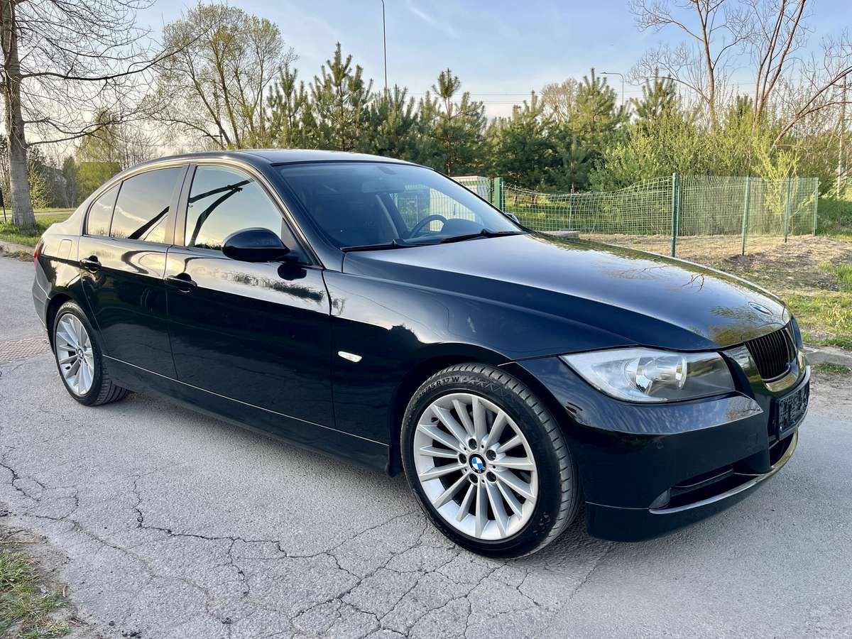 BMW 320, 2.0 l., Седан