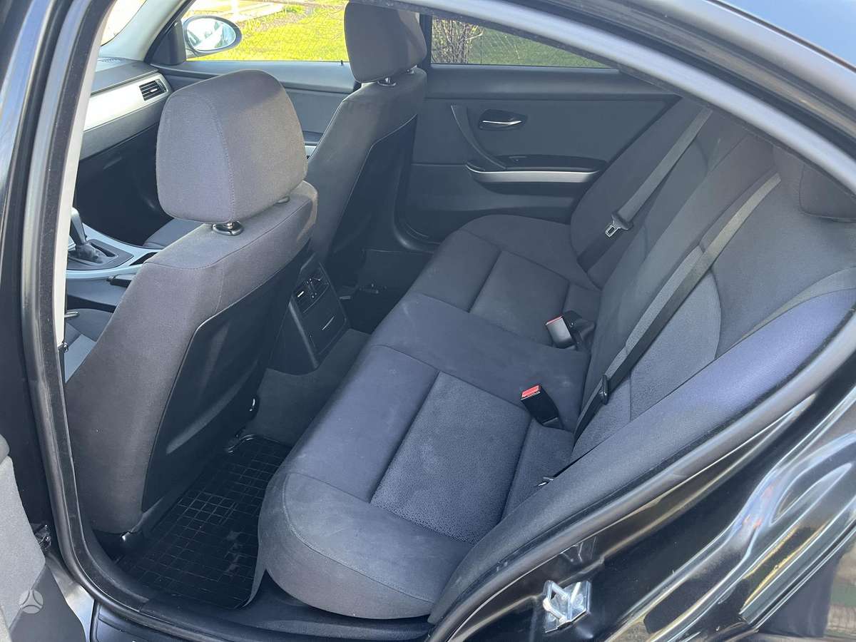 BMW 320, 2.0 l., Седан