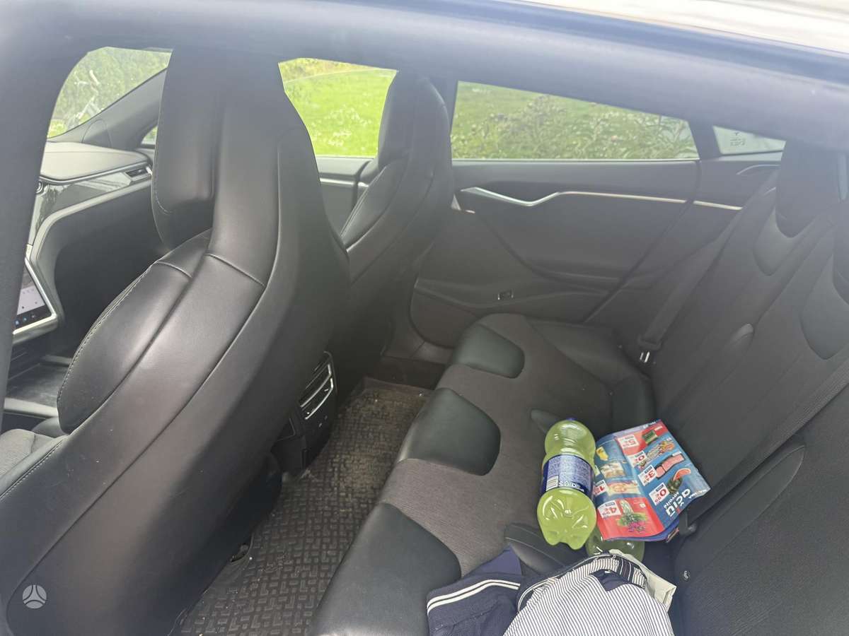 Tesla Model S, 75 кВт·ч, Хэтчбек