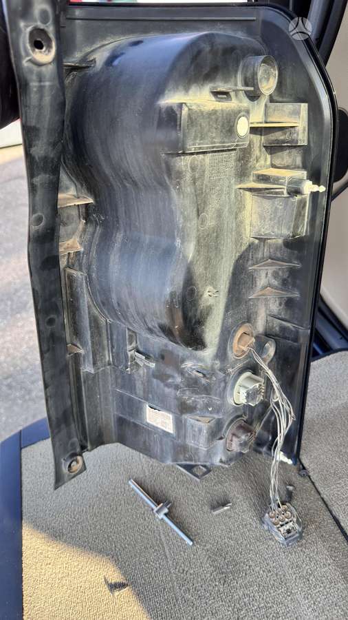 Land Rover Discovery lights