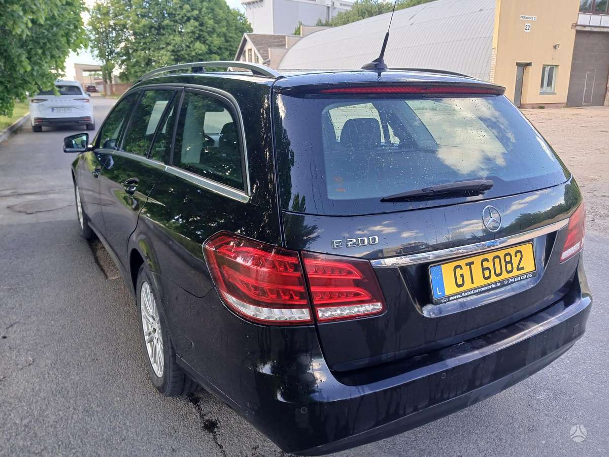 Mercedes-Benz E200, 2.1 l., Универсал