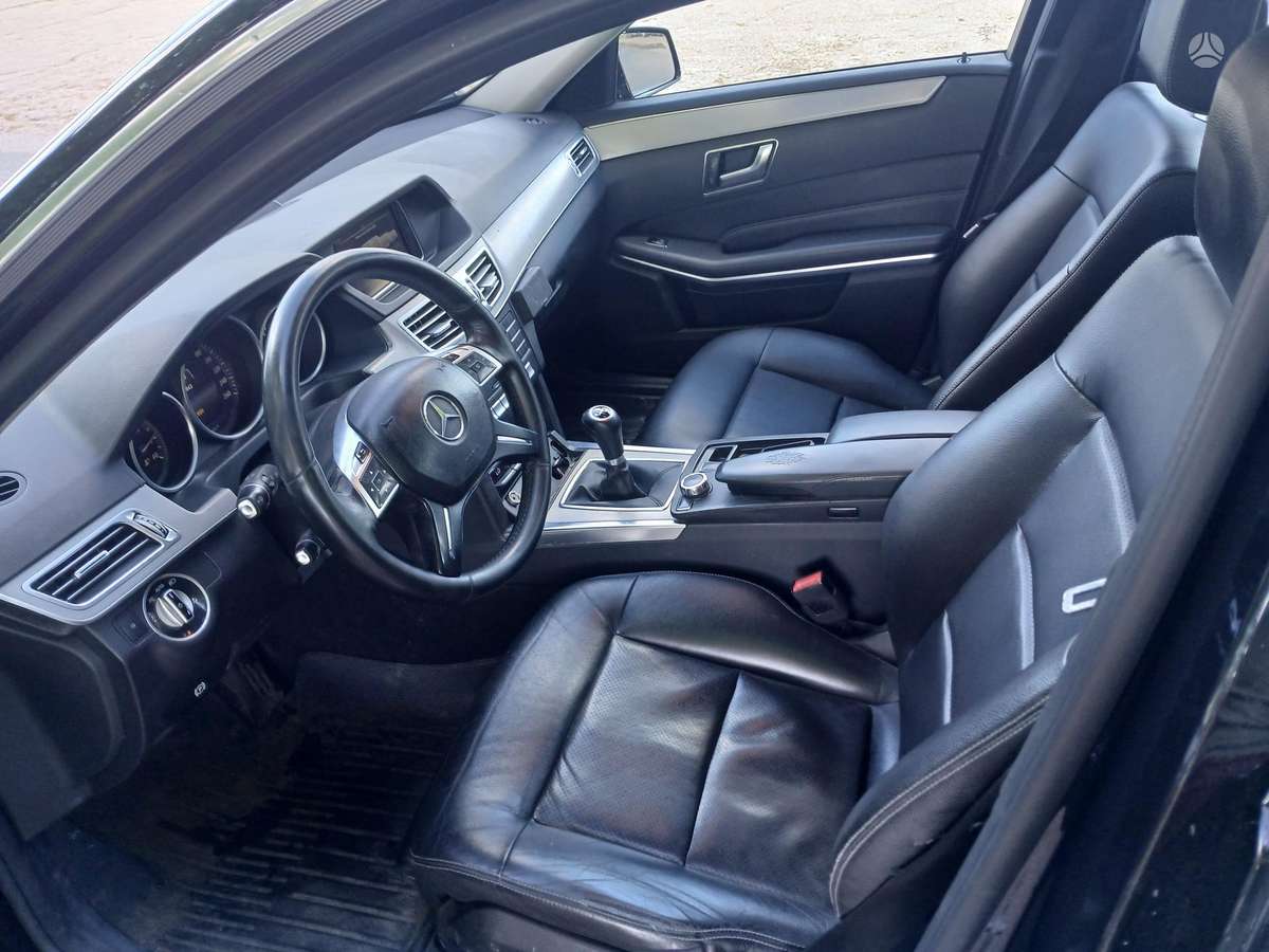Mercedes-Benz E200, 2.1 l., Универсал