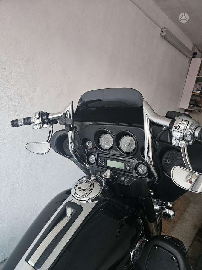 Harley-Davidson Electra Glide 1584cc, touring / sport touring