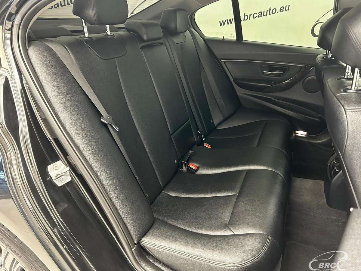 BMW 320, 2.0 l., Седан