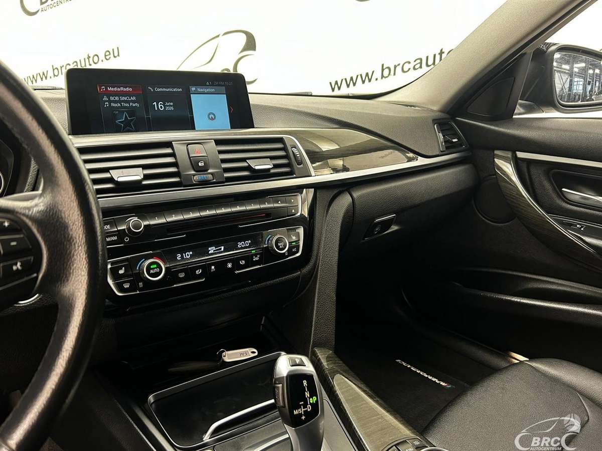 BMW 320, 2.0 l., Седан