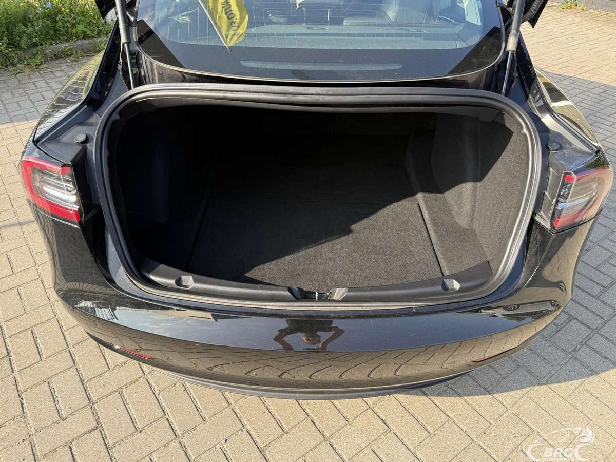 Tesla Model 3, 80 кВт·ч, Седан