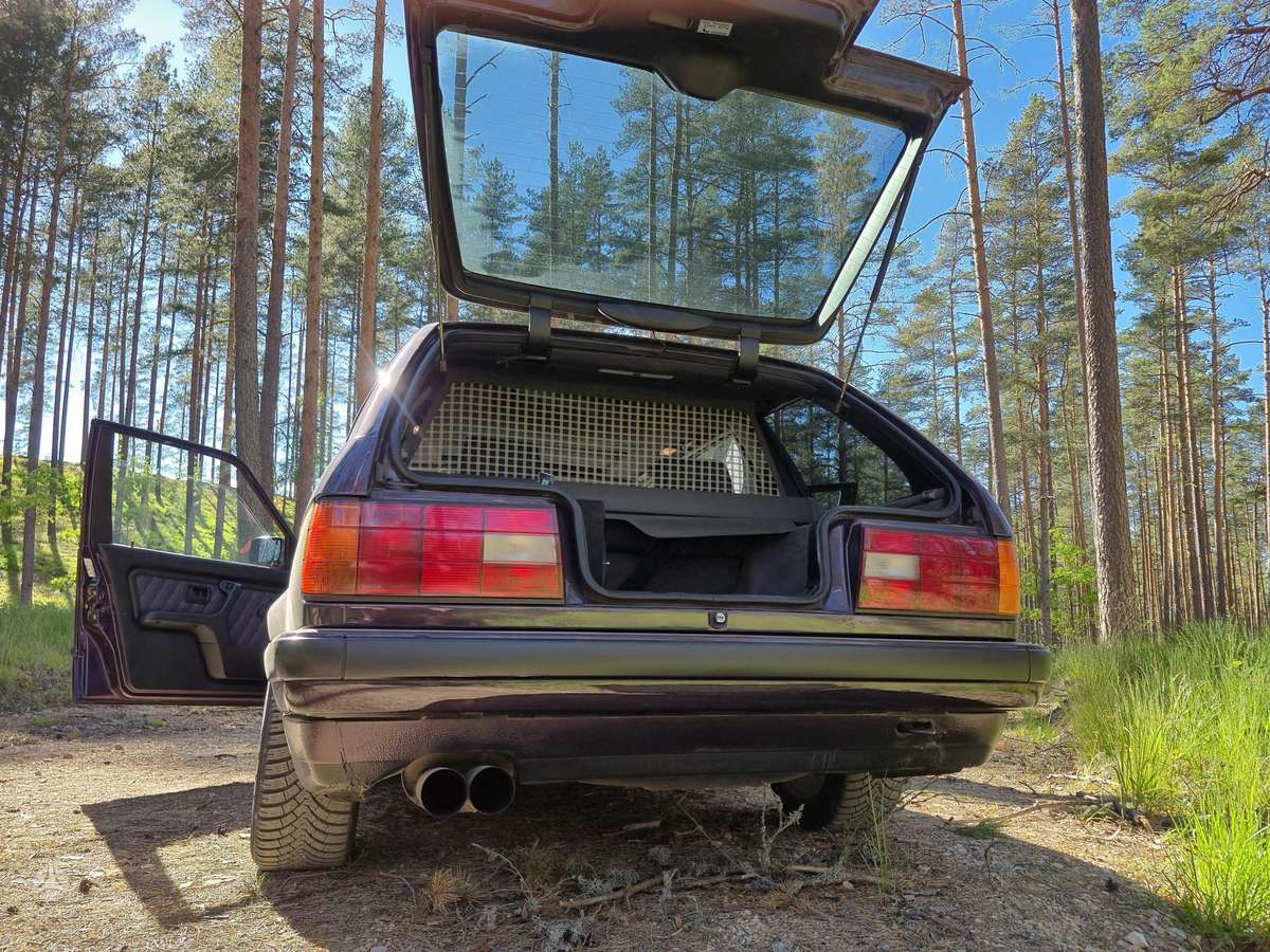 BMW 318, 1.8 l., Универсал