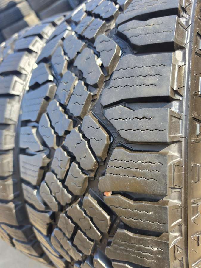 Goodyear Wrangler, всесезонные 255/55 R19