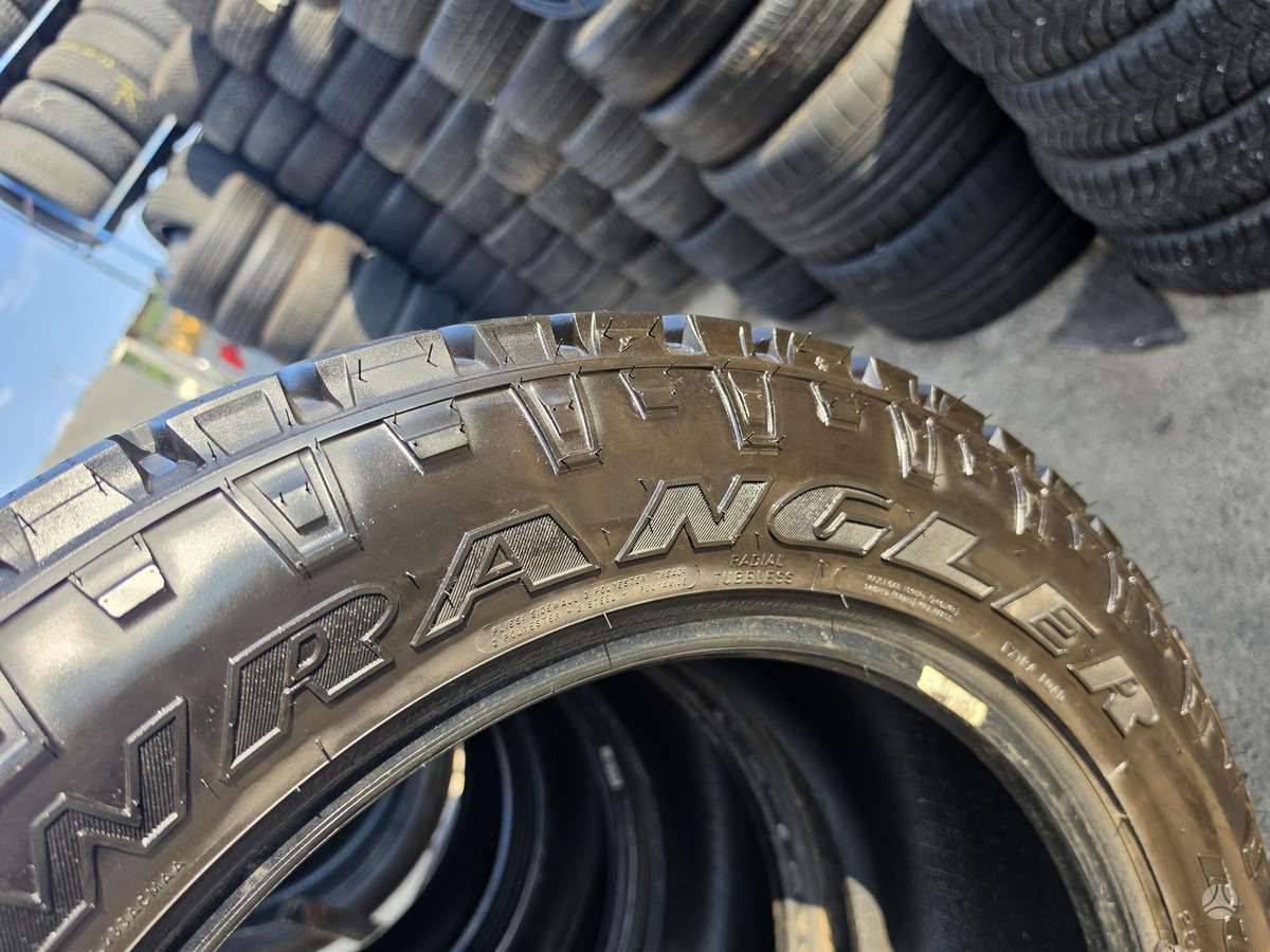 Goodyear Wrangler, всесезонные 255/55 R19
