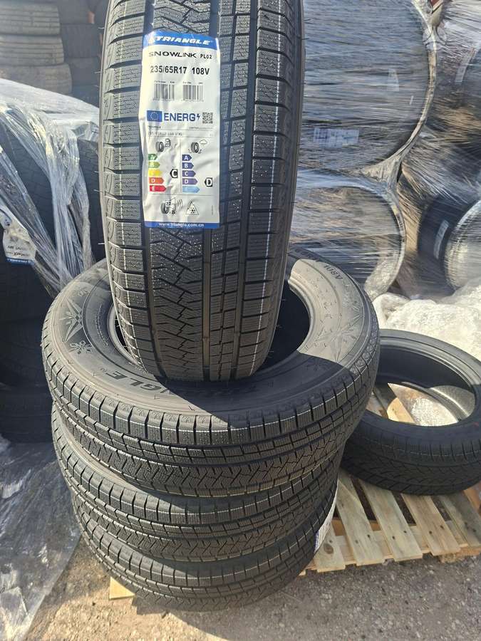 Triangle PL 02, žieminės 235/65 R17
