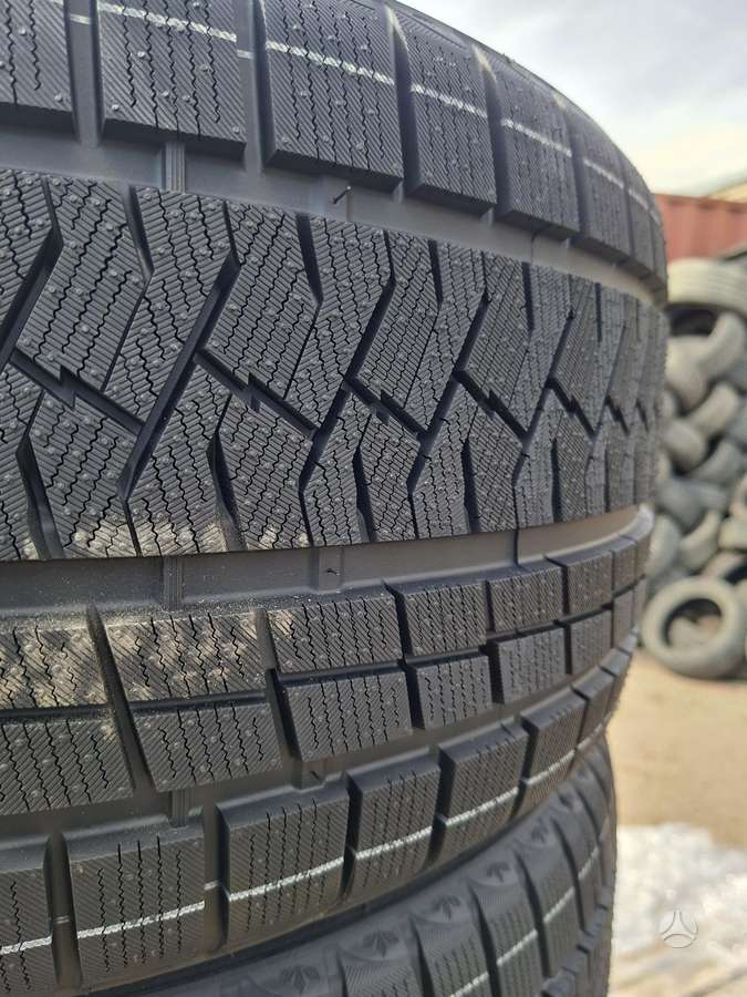 Triangle PL02, зимние 255/35 R20