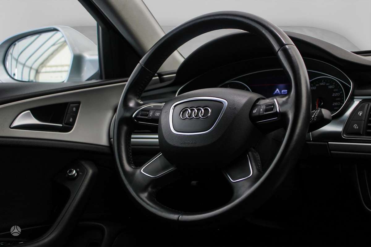 Audi A6, 3.0 l., universalas