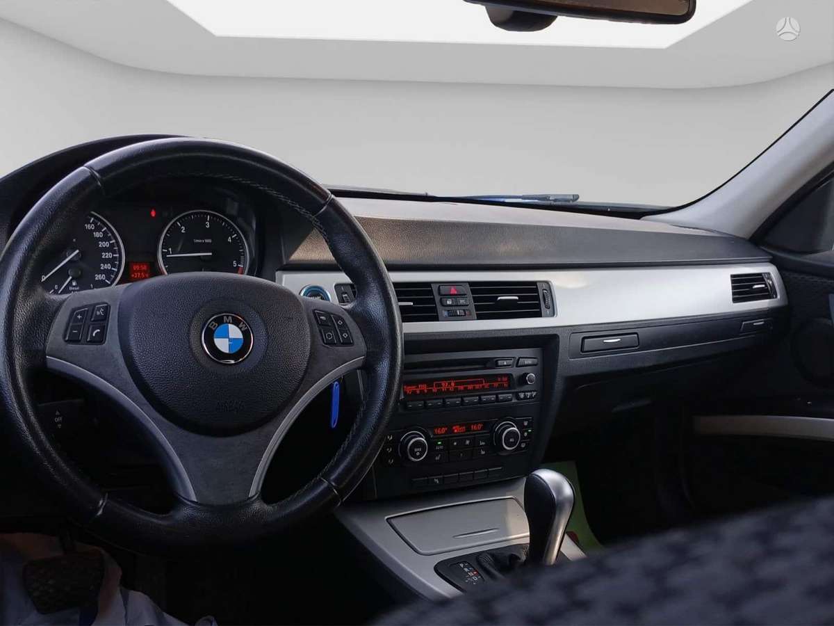 BMW 320, 2.0 l., universalas