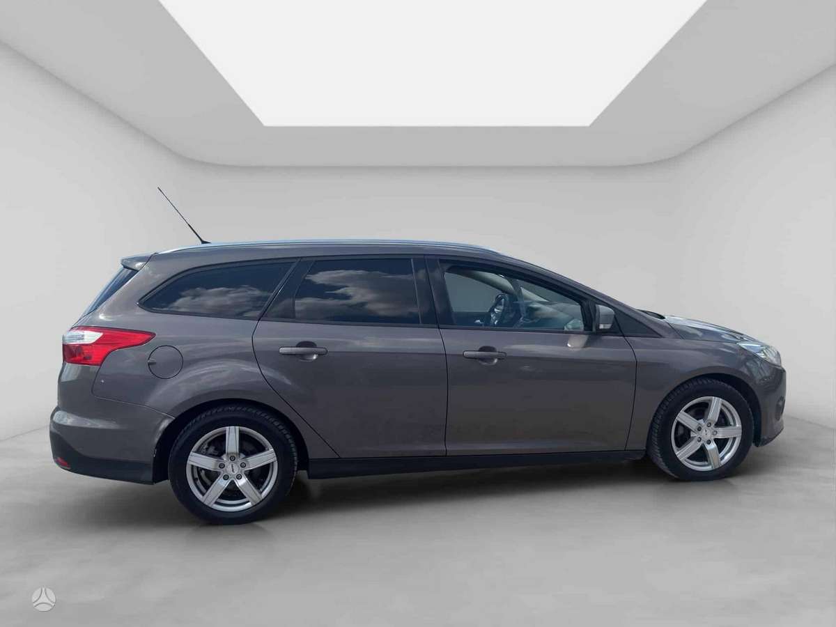 Ford Focus, 1.6 l., Хэтчбек