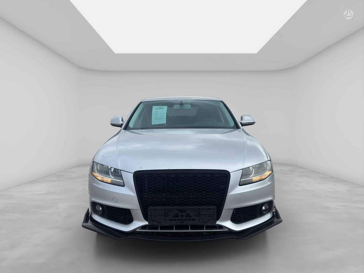 Audi A4, 2.0 l., Седан