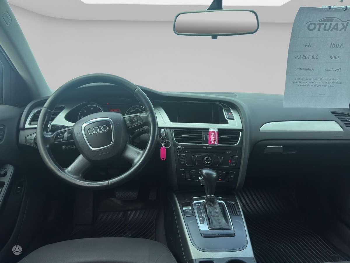 Audi A4, 2.0 l., Седан