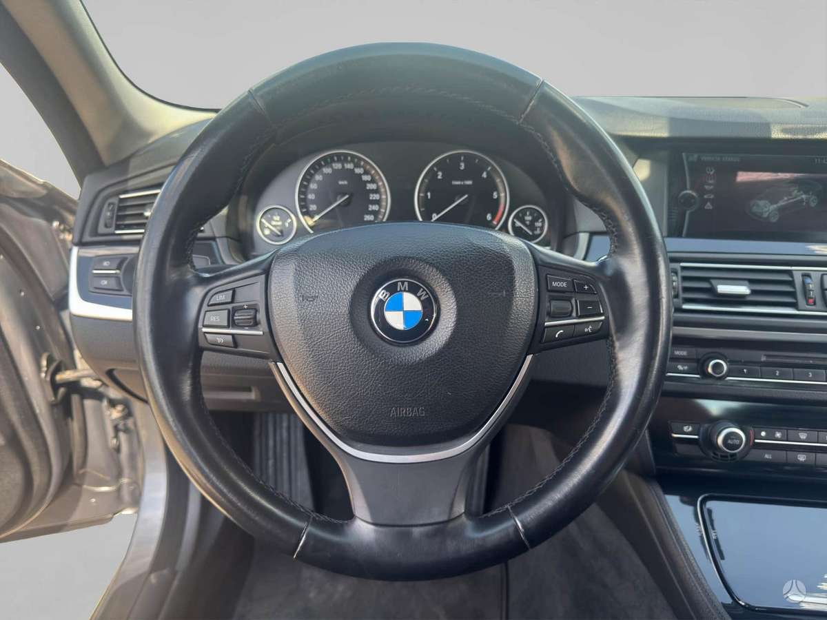 BMW 525, Универсал
