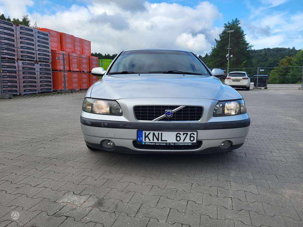 Volvo S60, 2.4 l., Седан