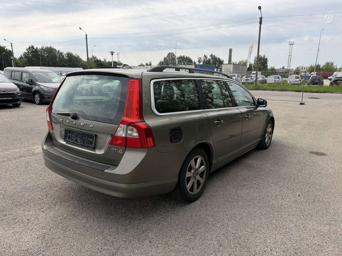 Volvo V70, 1.6 l., Универсал