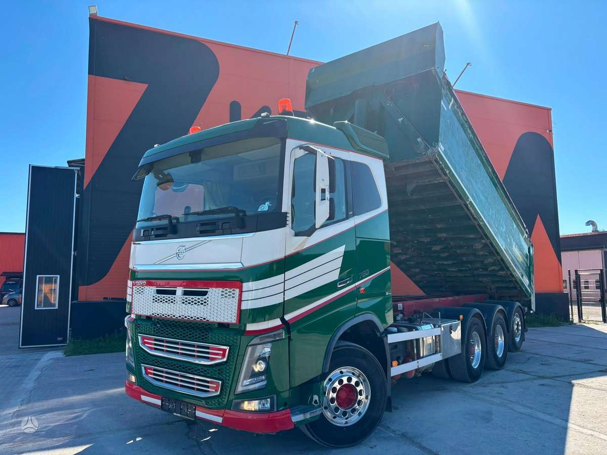 Volvo FH16 750 8x4*4, самосвалы
