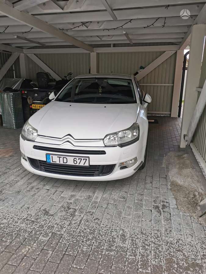 Citroen C5, 2.0 l., Седан