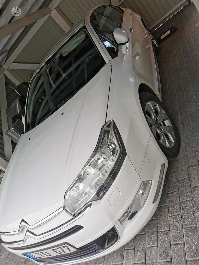 Citroen C5, 2.0 l., Седан