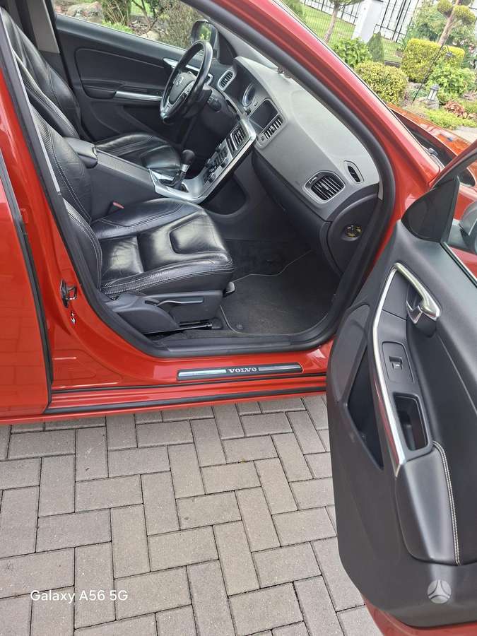 Volvo V60, 2.0 l., Универсал