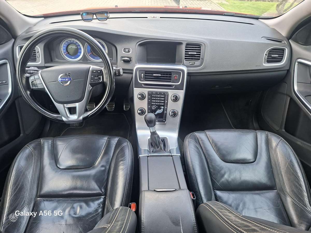 Volvo V60, 2.0 l., Универсал