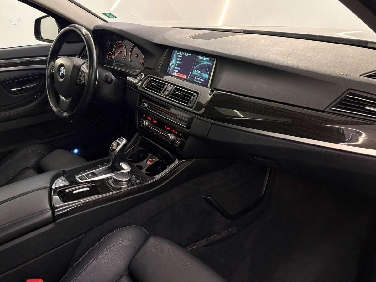 BMW 525, 2.0 l., wagon