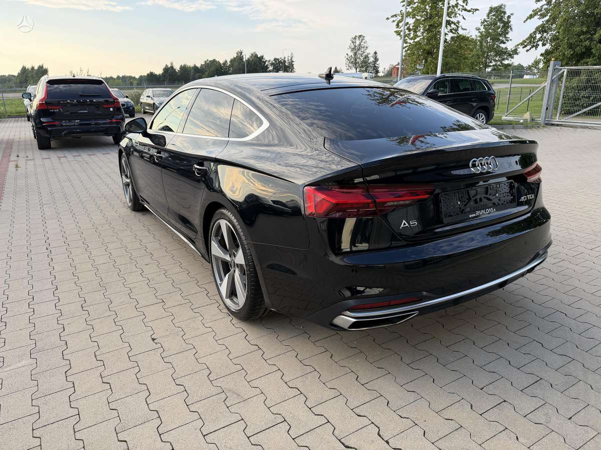 Audi A5, 2.0 l., hatchback