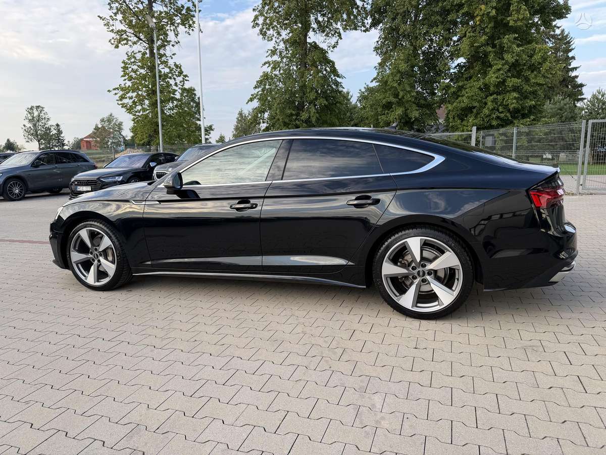 Audi A5, 2.0 l., hatchback