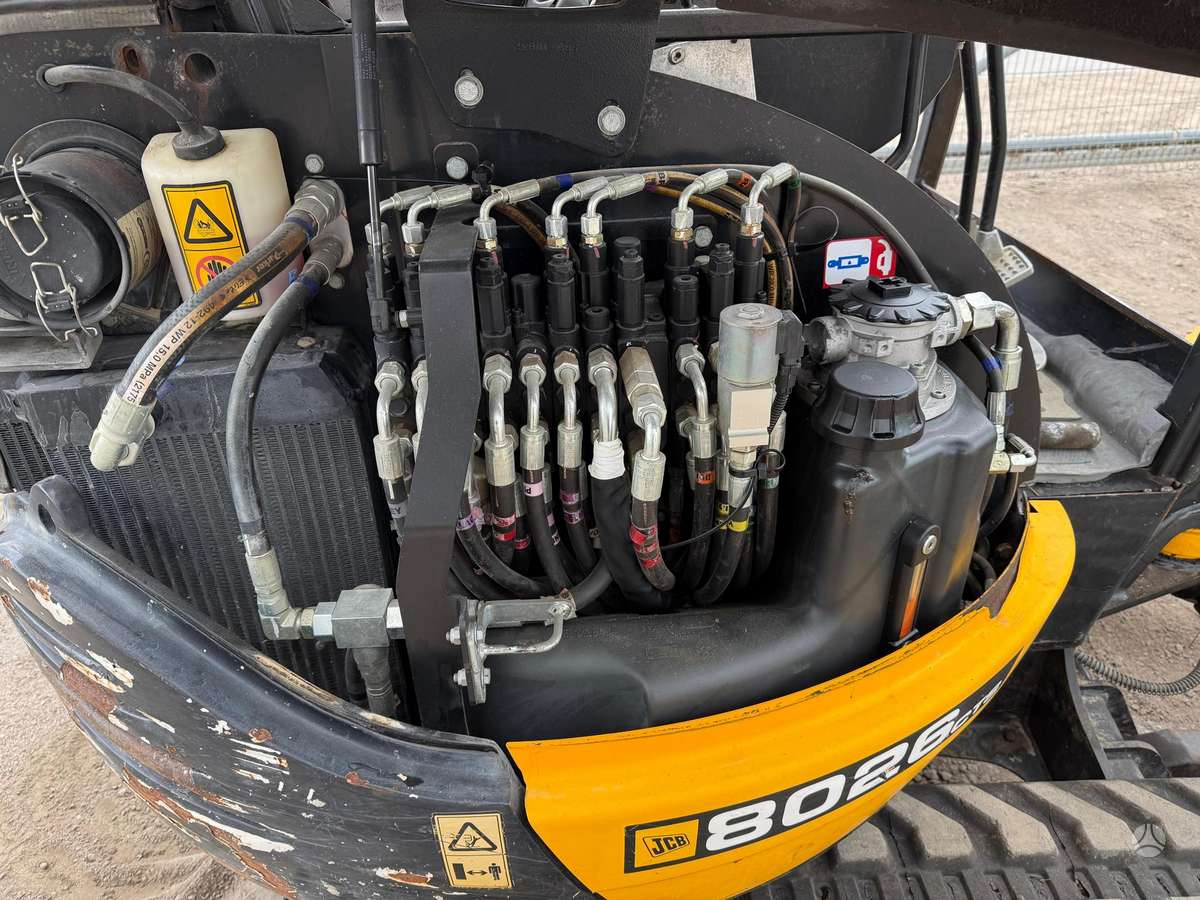 JCB 8026, mini ekskavatori