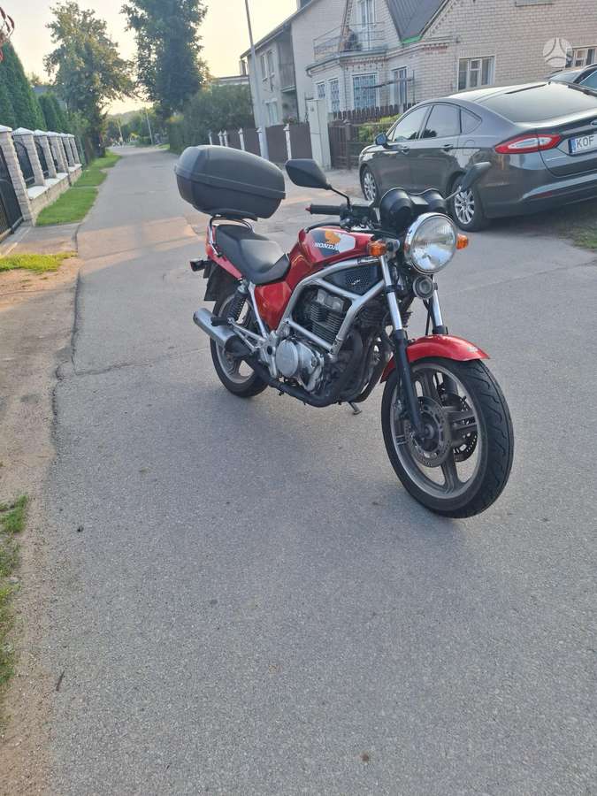 Honda CB 450cc, street / classic