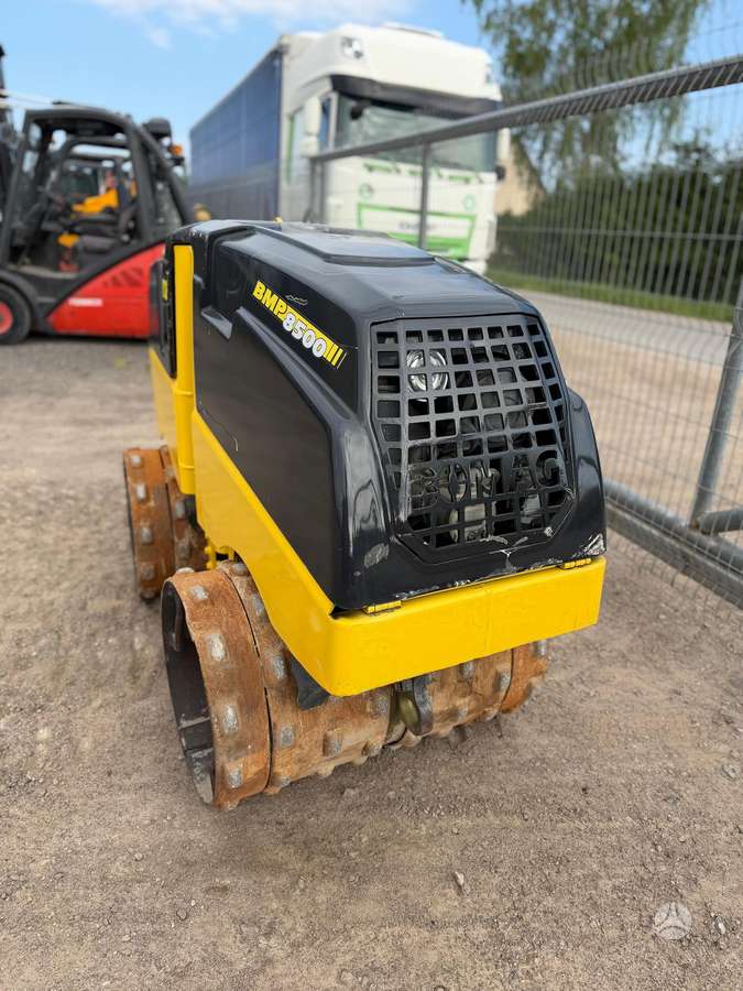Bomag BMP8500, vibrator / compactor