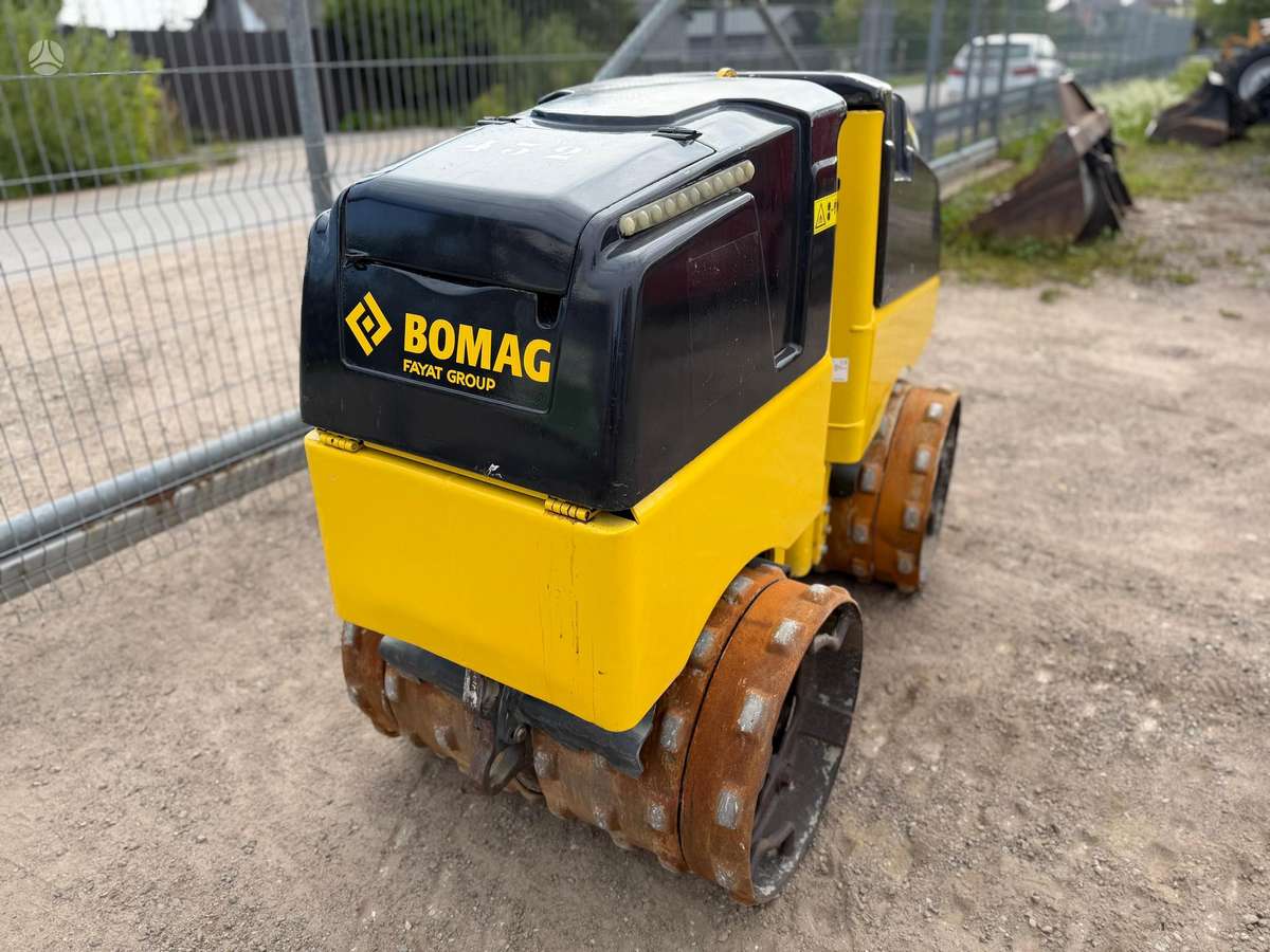 Bomag BMP8500, vibro technika