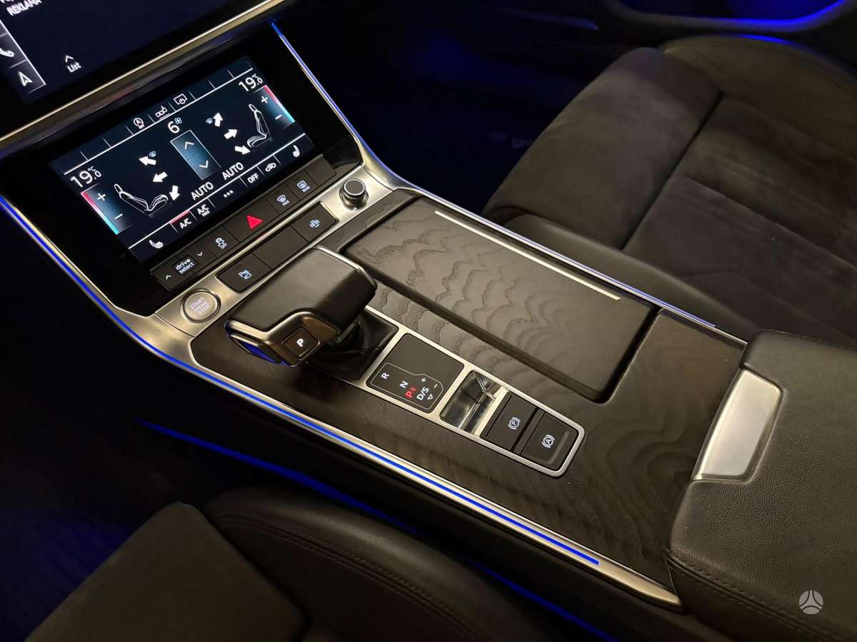 Audi A6, 2.0 l., Универсал