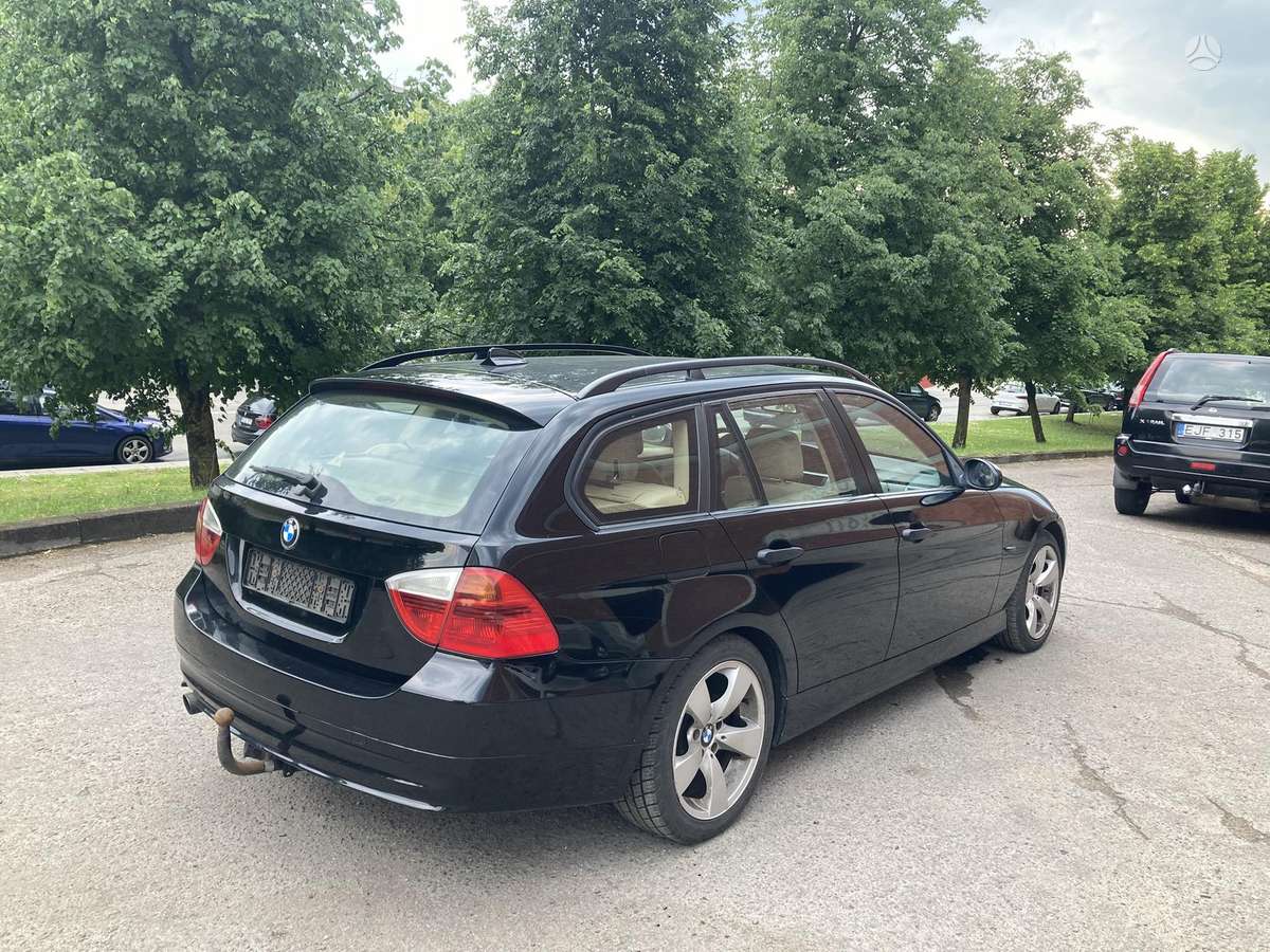 BMW 320, 2.0 l., universalas
