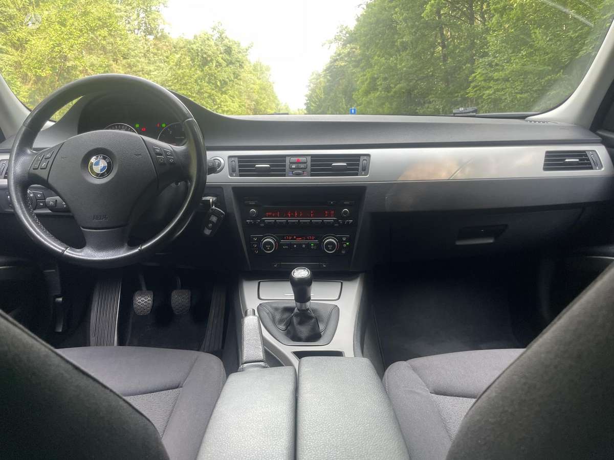 BMW 320, 2.0 l., Универсал