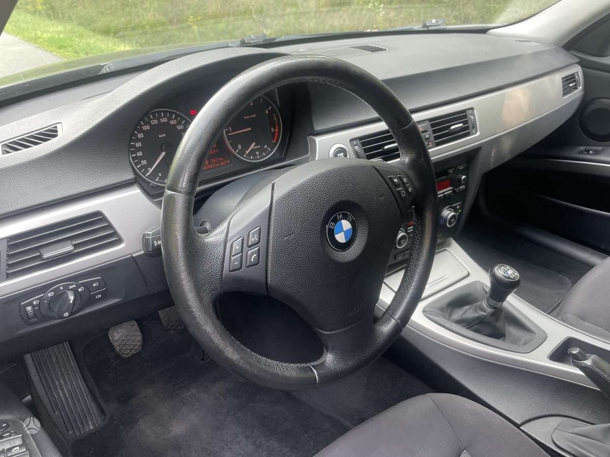 BMW 320, 2.0 l., universalas