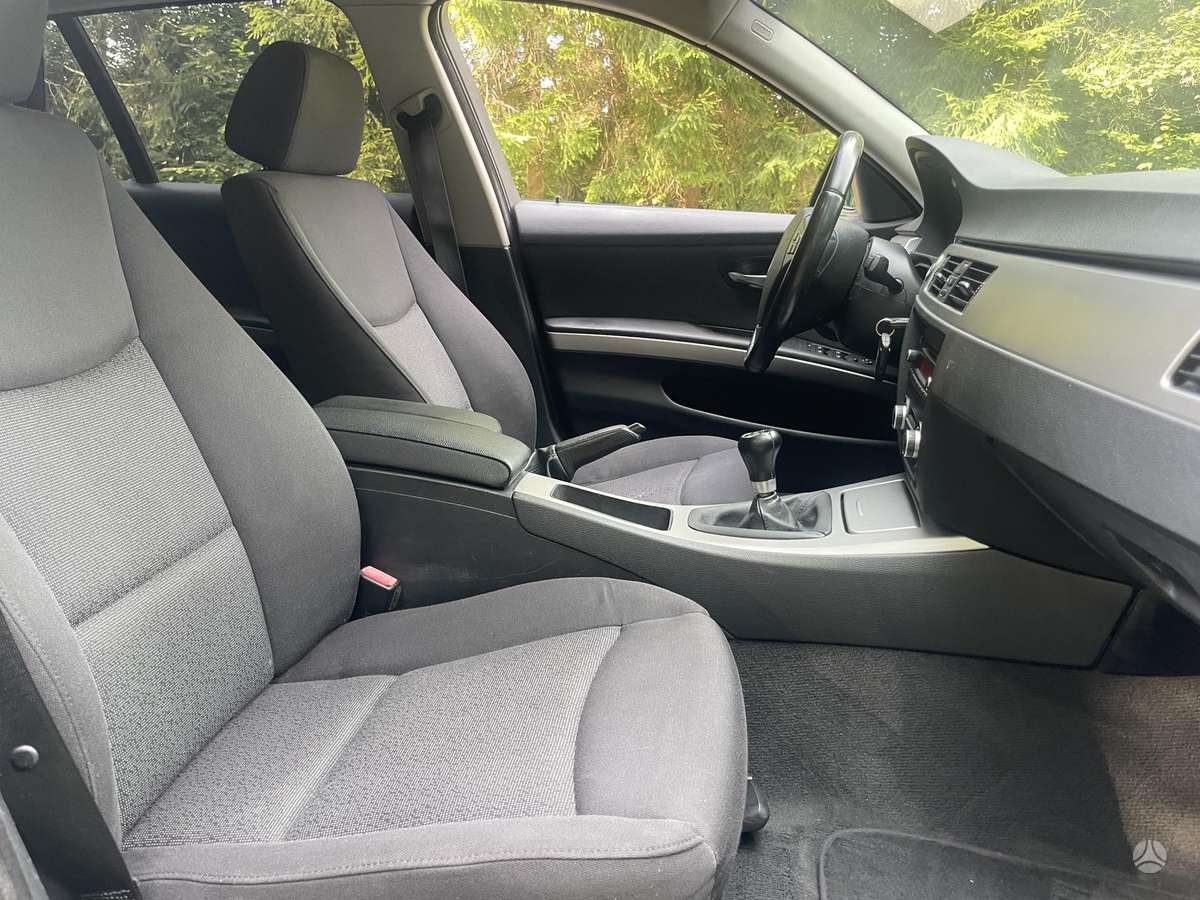 BMW 320, 2.0 l., universalas