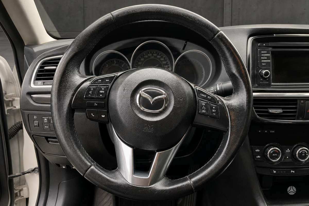 Mazda 6, 2.2 l., Седан