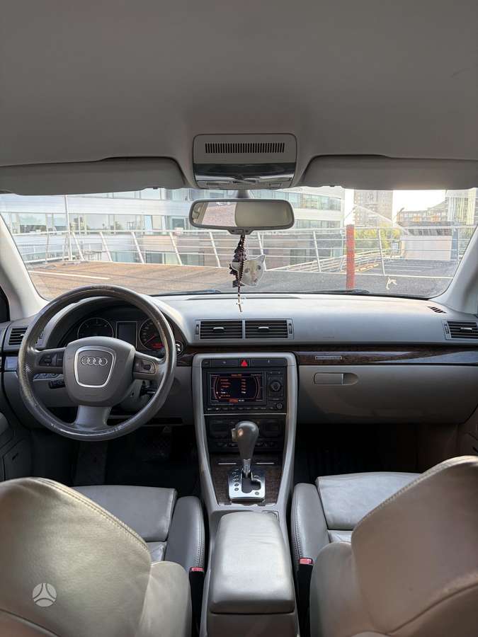 Audi A4, 3.0 l., universalas
